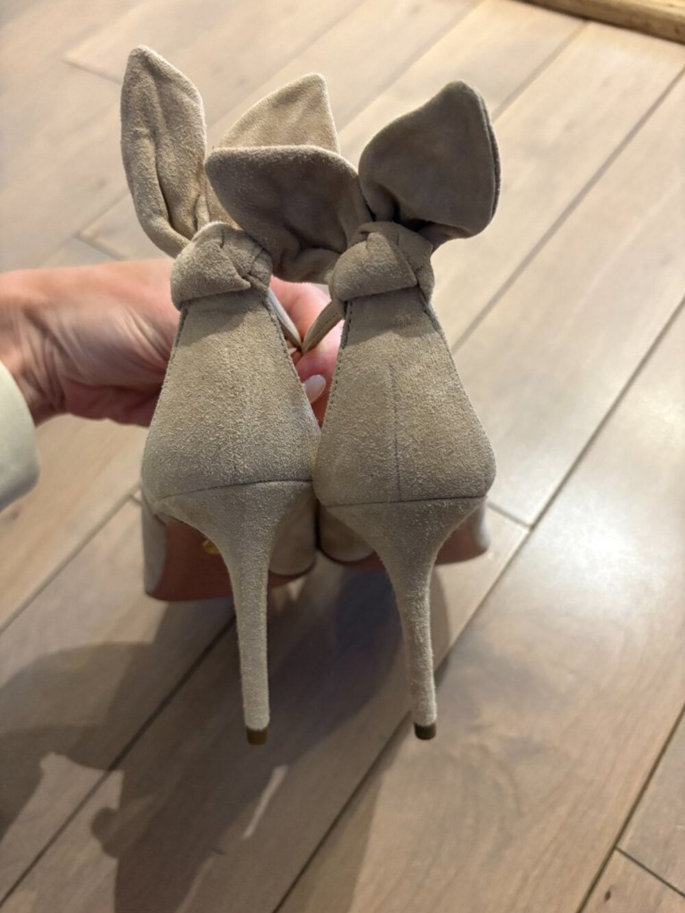 Aquazzura Women's Beige Bow Tie Pump 85 - Picture 4 of 12